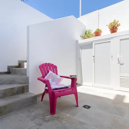 Apartamento Purple Volcano Apartment, Free Access To The Fariones Sports Center